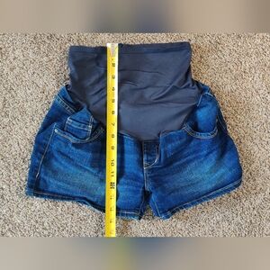 Old Navy Maternity Size 2 Jean Shorts